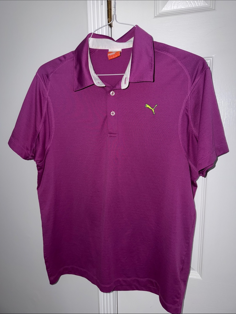 Puma Men’s Purple Golf Polo with Contrast Collar size Medium